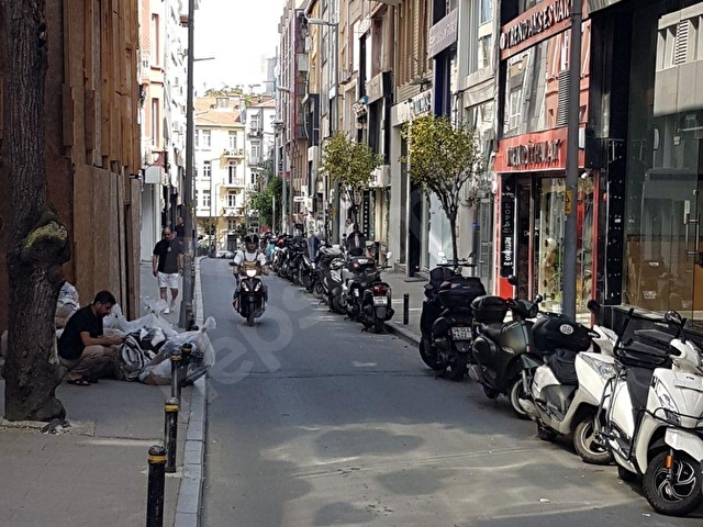 NIŞANTAŞI KODAMAN SOKAKTA İÇİ SIFIR YAPILI DÜKKAN ÖZELLİKLİ SHOWROOM - Görsel 27