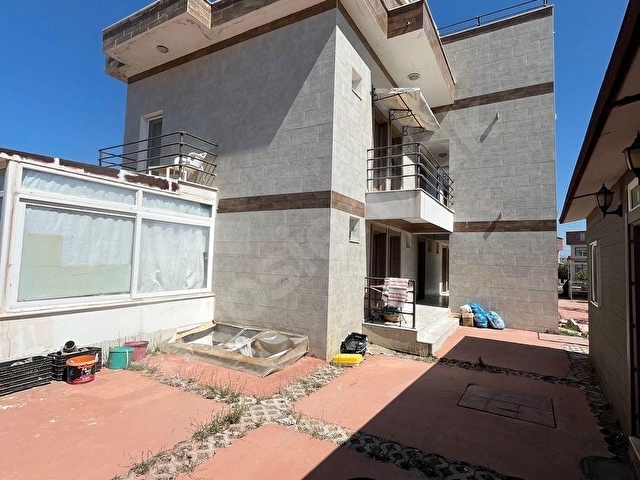 İZMİR URLA GÜLBAHÇEDE yatırıma uygun KİRA GETİRİSİ YÜKSEK 15 odalı KOMPLE BİNE - Görsel 10