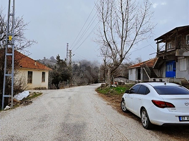 YERLEŞİM İÇİ ANA YOLA CEPHE TEK TAPU FIRSAT YAZLIK YAPILIR - Görsel 23