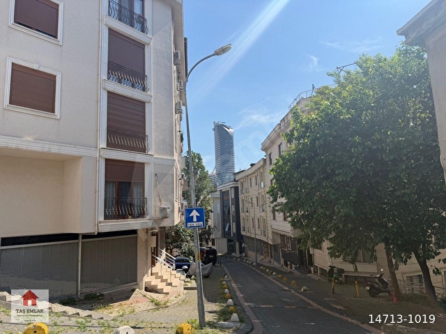 Kadıköy Acıbadem E-5 Metro,Metrobüs durağı,Akasya Avm. yk.yeni bina 2+1 ara kat - Görsel 18