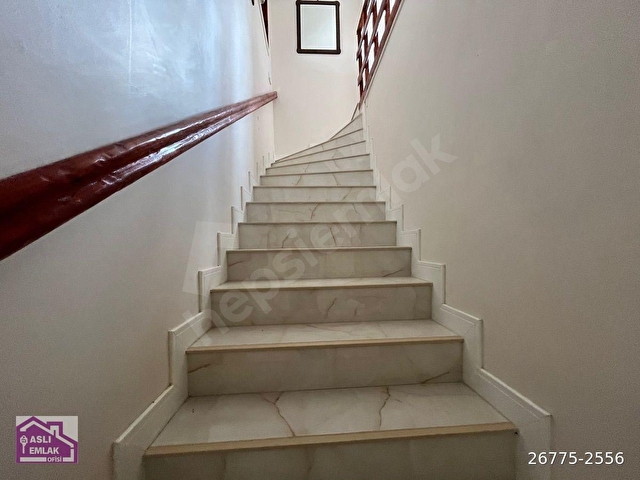 ASLI DAN SİNAN CADDESİNE YAKIN  YAPILI KOMBİLİ TERASLI 3+1 DUBLEKS DAİRE - Görsel 19