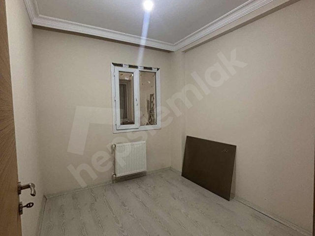 Seferihisar hıdırlıkda tüm ihtiyaç noktalarına yakın 3+1 daire - Görsel 13