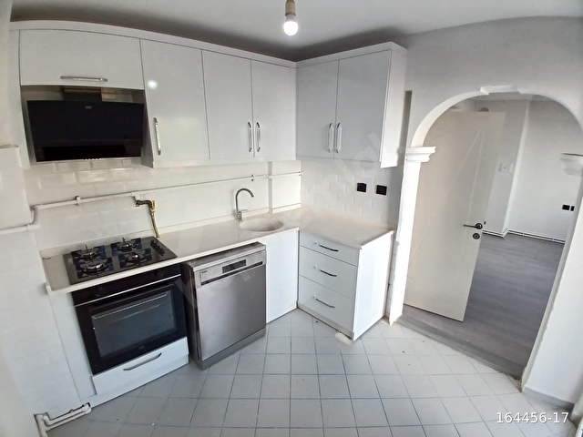 BURGAZDA SAHİLE YÜRÜME MESAFESİNDE MASRAFSIZ SATILIK 2+1 DAİRE - Görsel 7