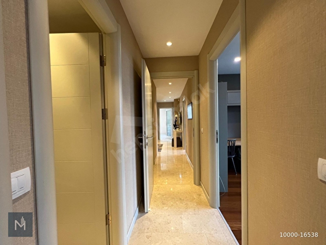Mashattanda Satılık 4+1 Alçak Kat Havuz Manzaralı Daire - Görsel 15