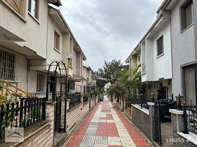 Bahçeli yapılı dublex