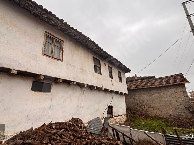 EKŞİDERE MAHALLESİ’NDE 471 m2 ARSA İÇİNDE ESKİ YAPI BAHÇELİ EV - Görsel 3