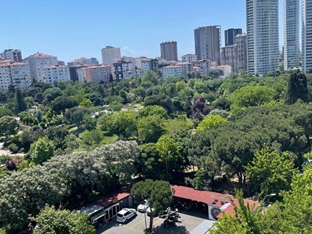 ÖZGÜRLÜK PARKINA CEPHELİ 145M2 GENİŞ BALKONLU 3+1 DAİRE. - Görsel 4