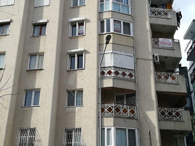 Izmir Bornova 36 Sokakta 110 M2 3 1 Full Yapili Kiralik Daire 96323 238 Hurriyet Emlak