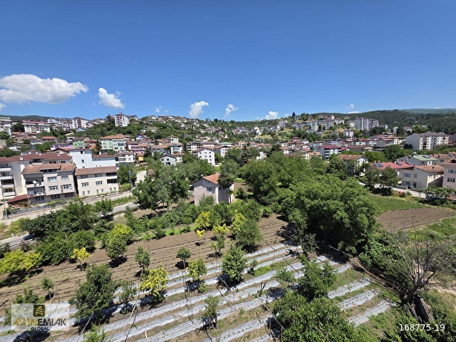 KİREÇ KÖPRÜ CADDE ÜZERİ SATILIK 3+1 DAİRE