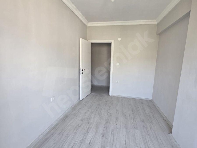 KİREÇ KÖPRÜ CADDE ÜZERİ SATILIK 3+1 DAİRE - Görsel 17