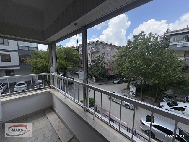 EMAKSTAN DİKMEN CADDESİ ATAYOLU SOK.MERKEZİ KONUMDA 3+1 KİRALIK - Görsel 15