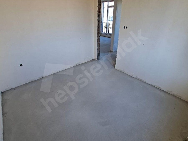 ANA CADDE ÜZERİ SIFIR SATILIK ARA KAT 1+1 DAİRE VİRA GAYRİMENKUL - Görsel 7