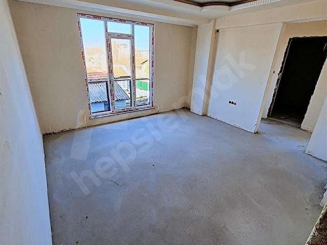 ANA CADDE ÜZERİ SIFIR SATILIK ARA KAT 1+1 DAİRE VİRA GAYRİMENKUL - Görsel 2