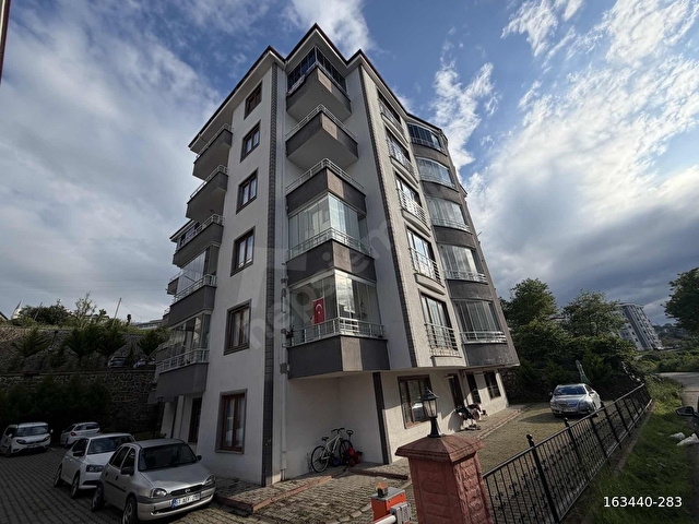 VIP REAL ESTATE PELİTLİ DAMLA SİTESİNDE 3+1 KİRALIK DAİRE