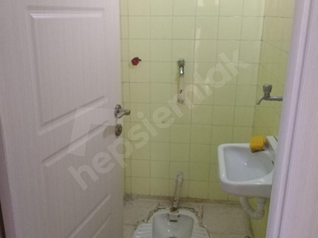 ESENYALIDA ÇİFT CEPHE DOĞALGAZLI OTOPARKLI KİRALIK DAİRE. - Görsel 29