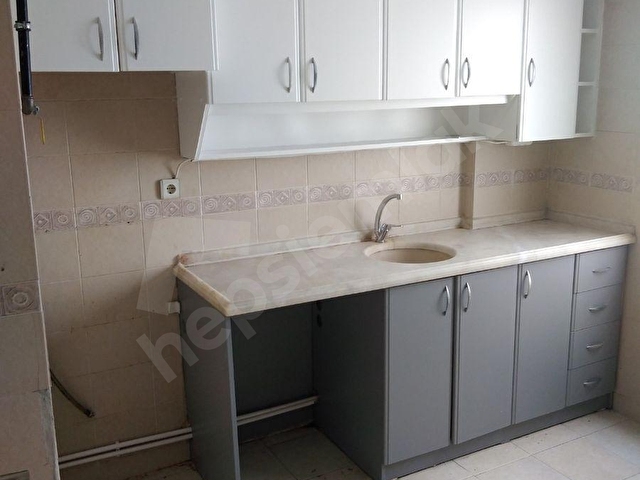 ESENYALIDA ÇİFT CEPHE DOĞALGAZLI OTOPARKLI KİRALIK DAİRE. - Görsel 22