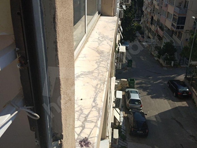 ESENYALIDA ÇİFT CEPHE DOĞALGAZLI OTOPARKLI KİRALIK DAİRE. - Görsel 7