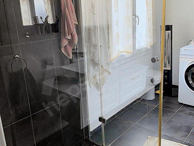 Ayvalık, 13 Nisan Caddesinde, Yatırımlık Müstakil Ev... - Görsel 21