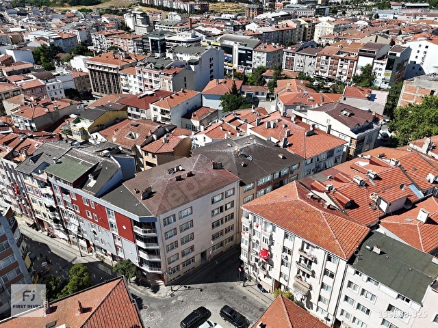 Silivri Alibey Mahallesinde Satılık 3+1 Yenilenmiş Ferah Daire - Görsel 23