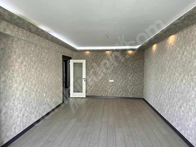 LİVA DAN BAĞLUM KAFKAS DA MEGA LÜKS 3+1 DAİRE - Görsel 7