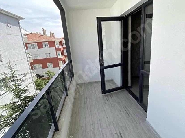 LİVA DAN BAĞLUM KAFKAS DA MEGA LÜKS 3+1 DAİRE - Görsel 18