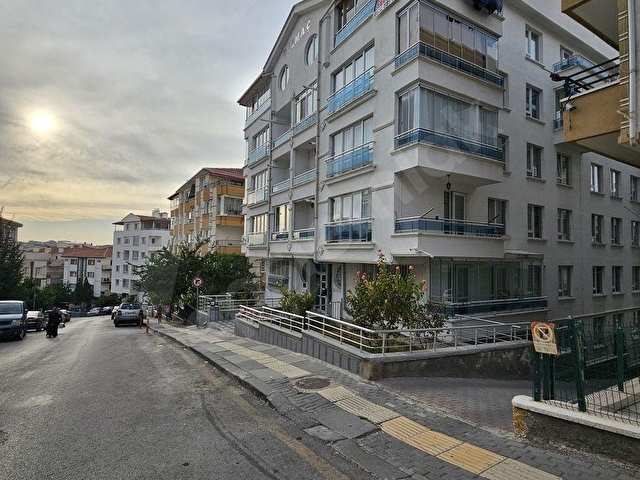 TOPCU MAH.DE 2+1 Y.GİRİŞ YENİ BİNA GUNEY BATI GENİŞ DAİRE - Görsel 4