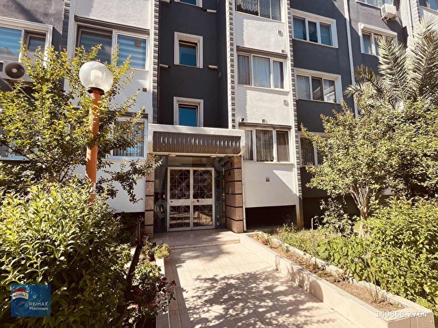 Kocaeli İzmit Satılık Daire Y.kaptan Mah.nde Tranvaya Çok Yakın - Görsel 2