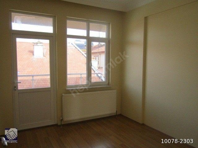 YUNUS EMRE CAD.ÜZERİNDE,3+1,150 M2,K/G CEPHE ,KOMBİLİ,ASANSÖRLÜ KİRALIK DAİRE - Görsel 3