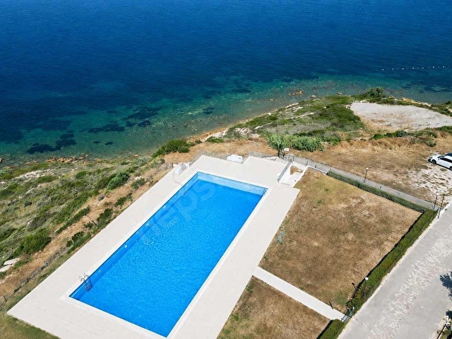 Çeşme Dalyan SuSitesi YazDönemi Kiralık Havuzlu site 3+1 Villa - Görsel 15