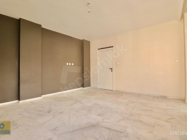 MEZITLI FATİHDEAKOL PLAZZA KİRALIK DENİZ MANZARALI 6+1 GENİŞ OTURUMLU DAİRE - Görsel 18