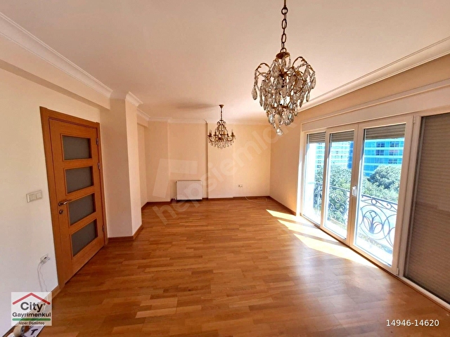 CITY TEK YETKİLİ ÇİFTEHAVUZLAR FOUR WINDS RESİDENCE KARŞI SOKAĞI 133M2,3+1... - Görsel 2