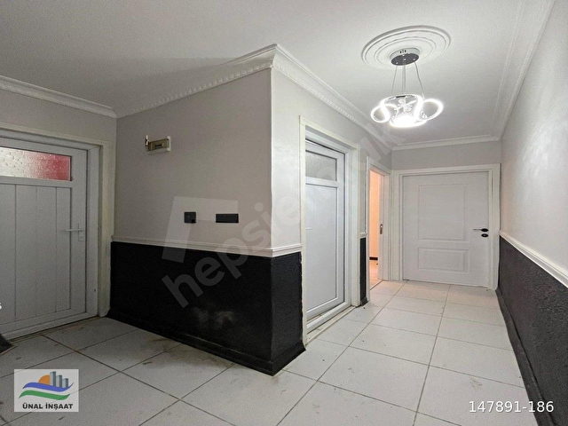 METROBÜSE YAKIN DÜZ GİRİŞ EMSALİNDE KREDİYE UYGUN SATILIK 2+1 !! - Görsel 26