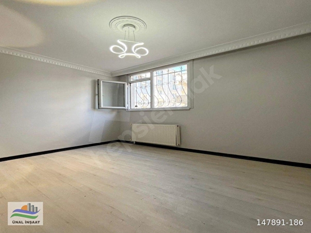METROBÜSE YAKIN DÜZ GİRİŞ EMSALİNDE KREDİYE UYGUN SATILIK 2+1 !! - Görsel 13