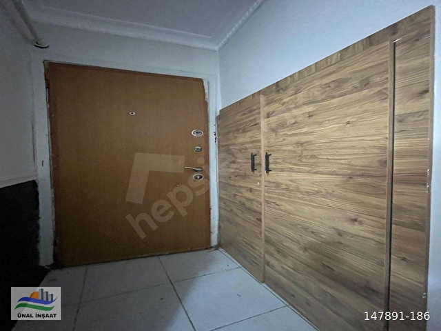 METROBÜSE YAKIN DÜZ GİRİŞ EMSALİNDE KREDİYE UYGUN SATILIK 2+1 !! - Görsel 27