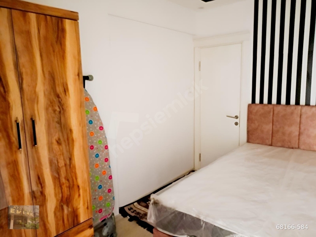 YENİGÜNDE SATILIK MEVLANA CADDESİNE YAKIN EŞYALI 1+1 GİRİŞ - Görsel 5