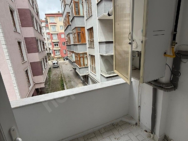 asansörlü 3+1 Ara kat hastaneye okula camiye pazara her yere yürüme mesafesi merkezde - Görsel 12
