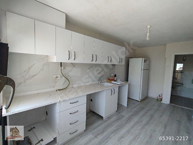 HALİL EMLAK TAN YÜKSEK GİRİŞ DOĞAL GAZLİ MUTFAK SİFİR 3+1 110 M2 30.000 TL - Görsel 2