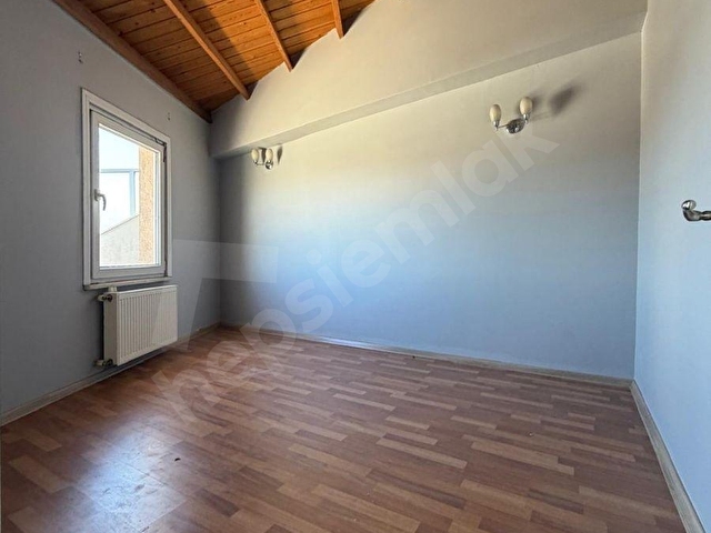 Silivri Alibey Mahallesinde 5+2 Dubleks Kiralık Daire - Görsel 16