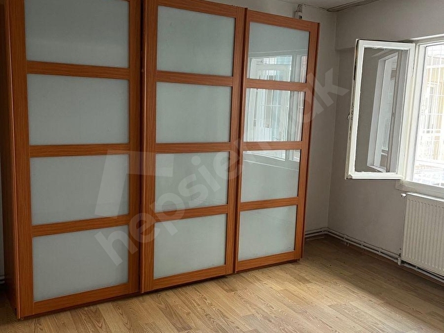 Kahramanlar Fuar kapısı karşısı cadde üzerinde uygun fiyata kiralık - Görsel 7