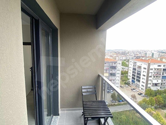 BAŞOĞLUNDAN GÜVENLİKLİ HAVUZLU MANZARALI SİTE İÇERİSİNDE LÜX 1+1 - Görsel 24