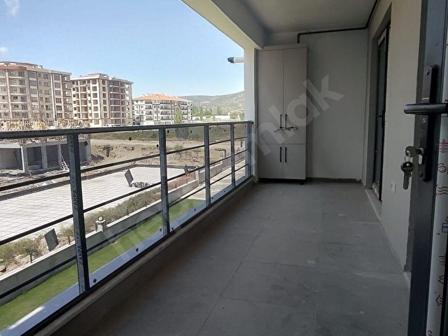 ISPARTA MUZAFFER TÜRKEŞ MAHALLESİ SİTE İÇİNDE 3+1 KİRALIK DAİRE - Görsel 29