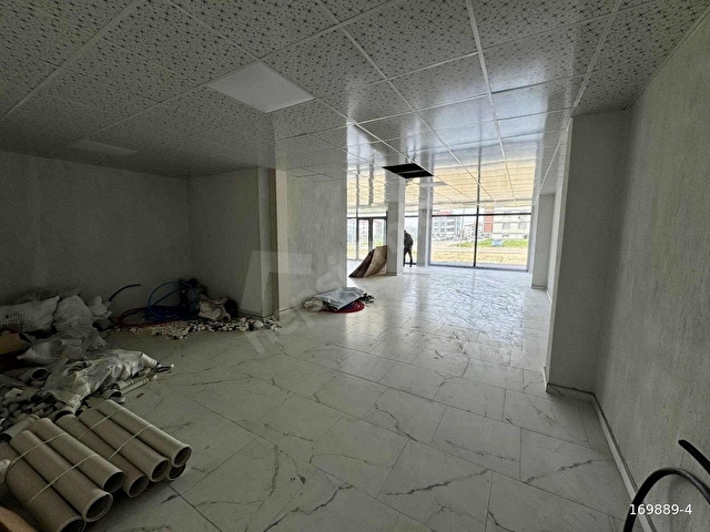 ÇOBANÇESME MAHALLESİNDE DÜZ AYAK KİRALIK DÜKKAN 235 MT - Görsel 5