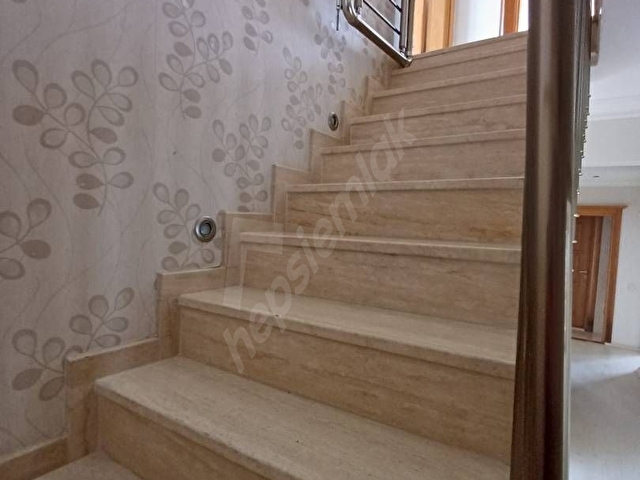 C21 Cius; Panoramik Deniz Manzaralı, 300m² 6+1 Dubleks Daire - Görsel 4