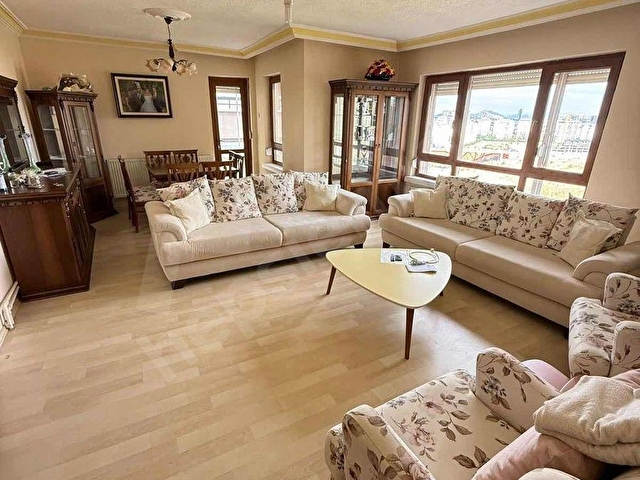 HİTİTDEN İLKER 1. CAD YAKINI ARA KATTA MANZARALI | ACİL SATILIK 3+1 YAPILI BOŞŞ - Görsel 15