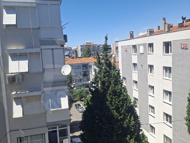 Esenyalida EŞYALI Amerikan koleji ve Katip çelebi hast. yakini - Görsel 14