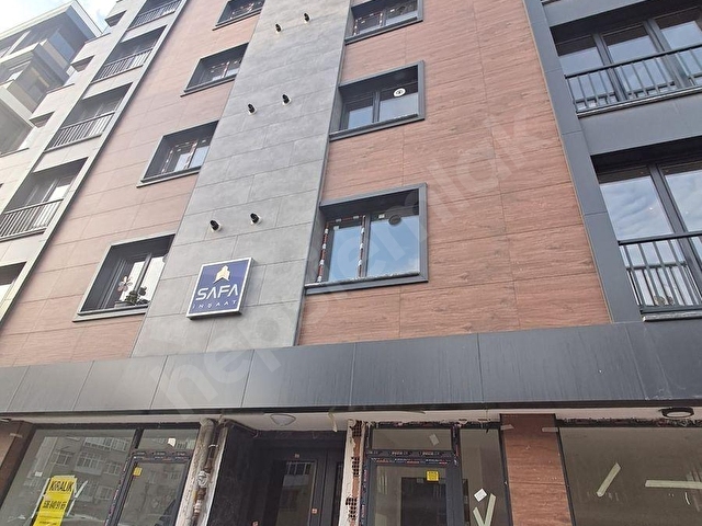 Bahçelievler Yaylada Sıfır 3+1 Ebeveyn Banyolu Ferah Konum - Görsel 2