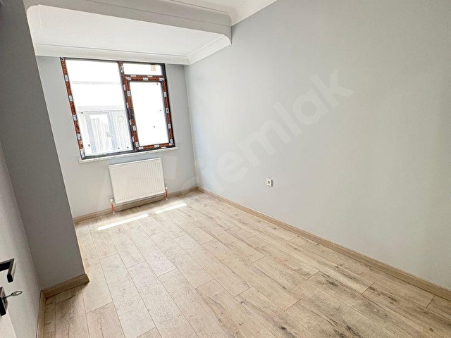 Cennet Mah. K.Otopark Metrobüse 4 Dakika 2.Kat Satılık 3+1 Daire - Görsel 8