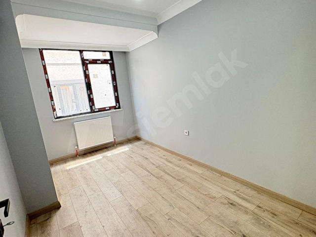 Cennet Mah. K.Otopark Metrobüse 4 Dakika 2.Kat Satılık 3+1 Daire - Görsel 10
