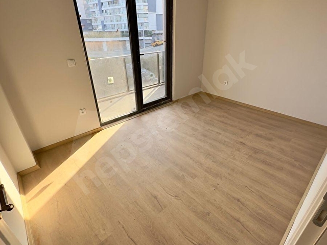 ESAT YAMAK’TAN ERİKLİMANDA SİTE İÇİNDE MANZARALI KİRALIK 1+1 SIFIR DAİRE - Görsel 28