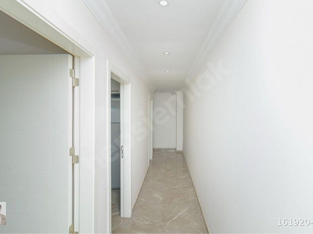 İZMİR BORNOVA 4. SANAYİ KAVŞAĞINDA 300 M² SATILIK DÜKKAN - Görsel 12